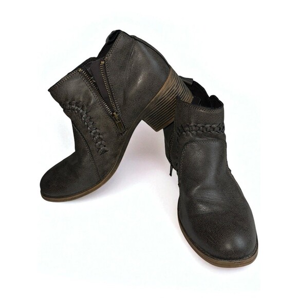 Billabong Faux Leather Side Zip Ankle Boots Size 10 Western Boho Festival - Picture 4 of 13